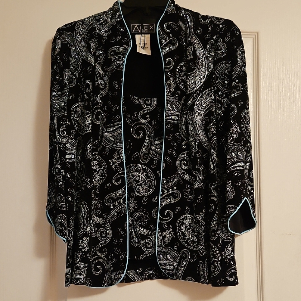 Alex Evenings Black & Sparkly Silver Paisley Patterned Jacket w/matching Tank